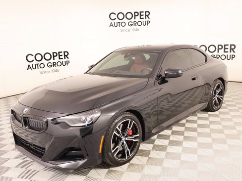 Used 2025 BMW 230i Coupe w/ M Sport Package RWD image 11