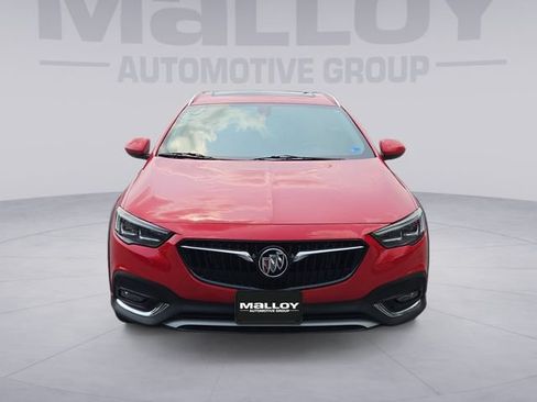 Used 2018 Buick Regal Essence w/ Driver Confidence Package #1 AWD/4WD image 8