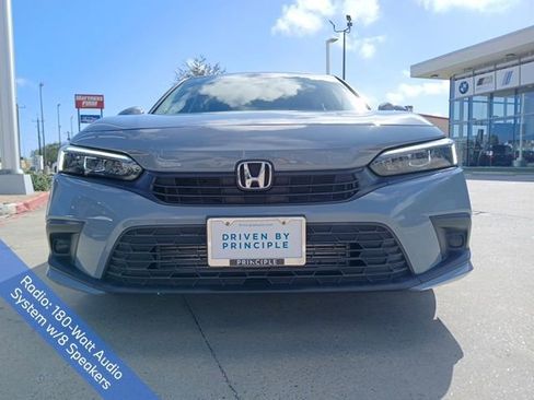 Used 2023 Honda Civic EX image 2