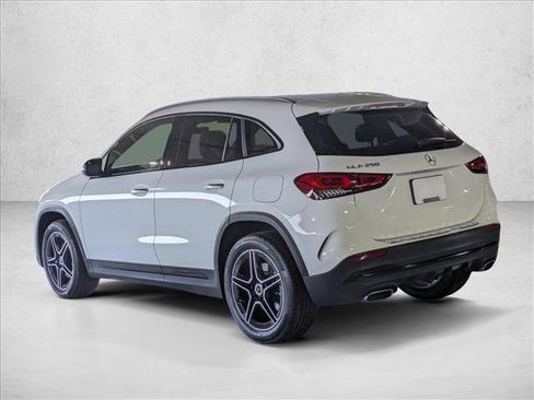 Certified 2023 Mercedes-Benz GLA 250 image 11