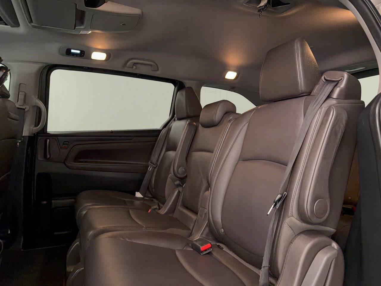 Used 2018 Honda Odyssey Elite image 25