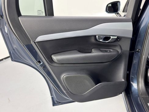 Used 2018 Volvo XC90 T8 Momentum w/ Convenience Package image 44