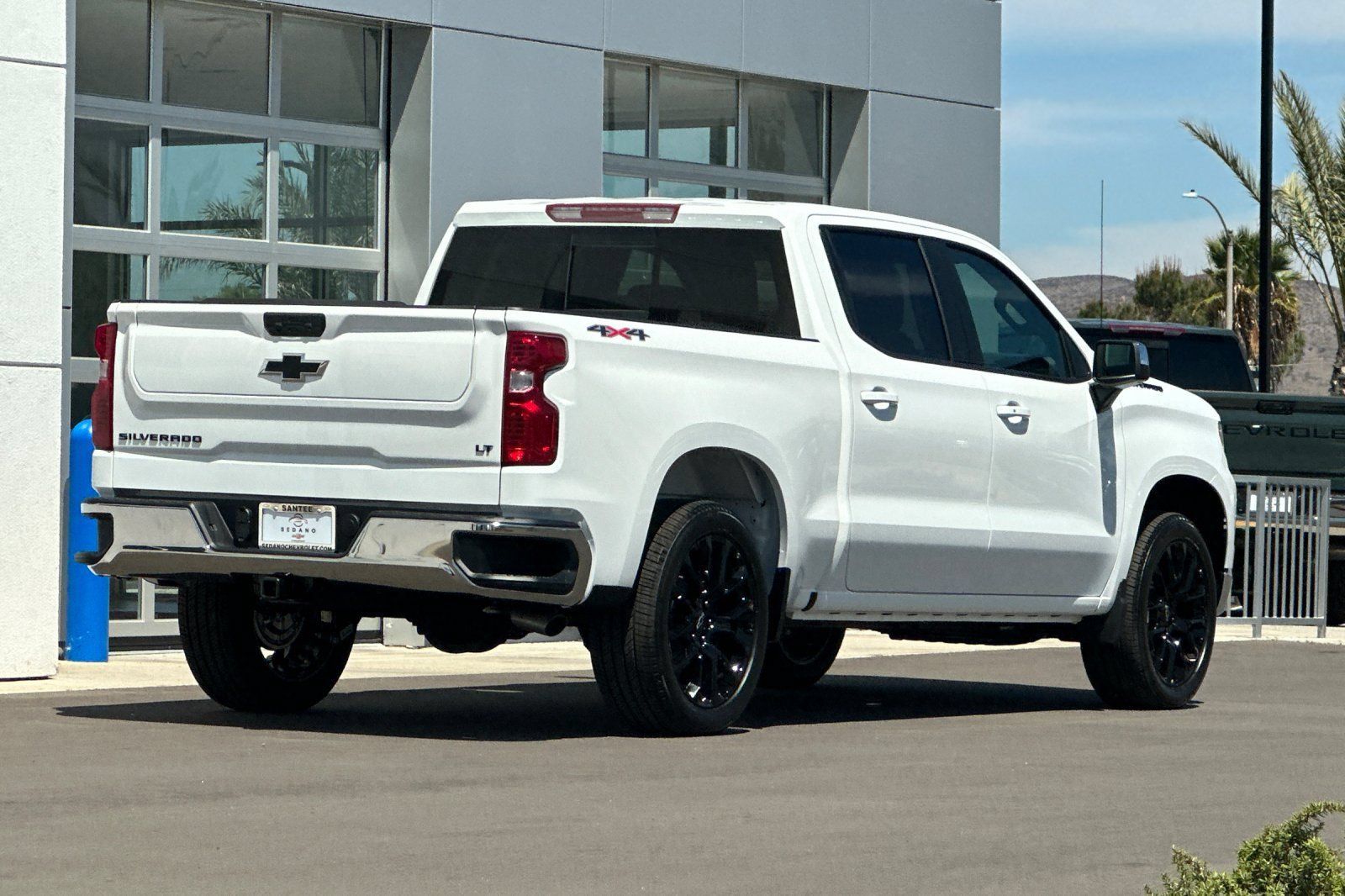 New 2026 Chevrolet Silverado 1500 LT w/ Leather Package AWD/4WD image 4
