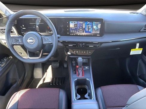 New 2026 Nissan Kicks SR w/ SR Premium Package image 5