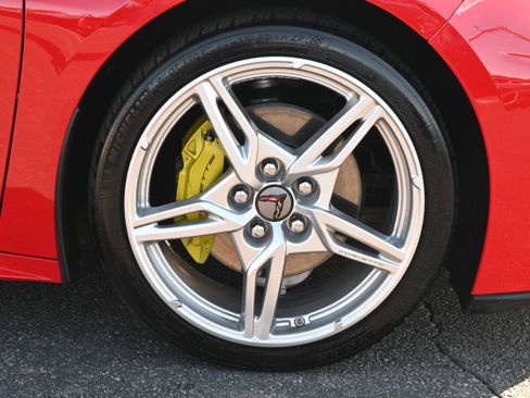 Used 2023 Chevrolet Corvette Stingray Preferred Conv image 12