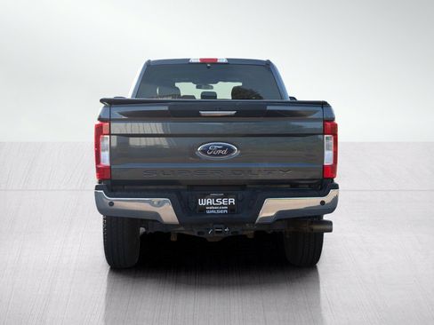 Used 2019 Ford F350 XLT w/ XLT Premium Package AWD/4WD image 4