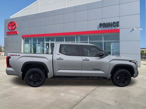 New 2026 Toyota Tundra Limited AWD/4WD image 3
