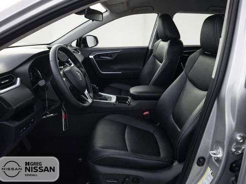 Used 2023 Toyota RAV4 XLE image 10