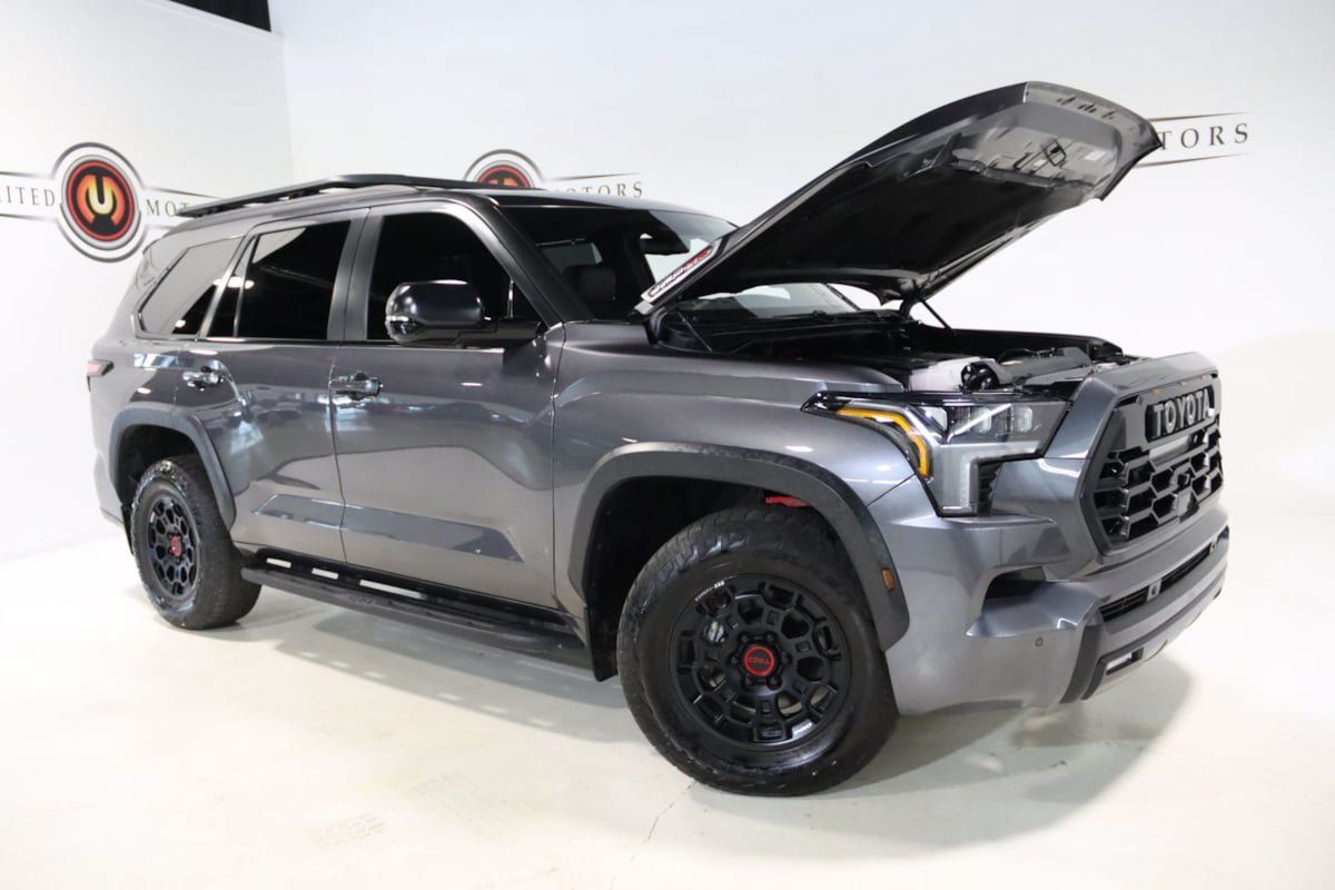 Used 2025 Toyota Sequoia TRD Pro AWD/4WD image 36