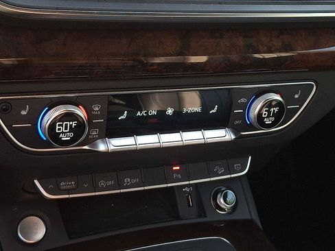 Used 2019 Audi Q5 2.0T Premium Plus w/ Premium Plus Package AWD/4WD image 16