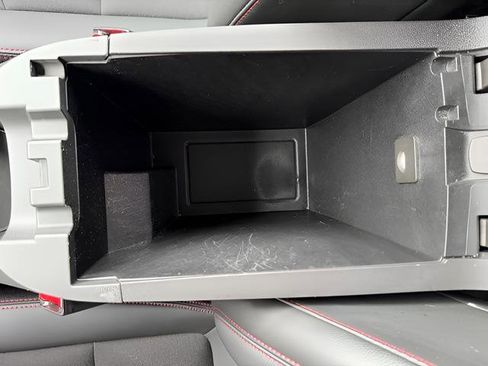 Used 2023 Chevrolet Equinox RS FWD image 27
