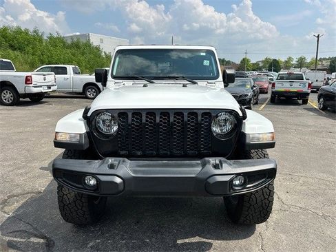Used 2021 Jeep Gladiator Willys image 3