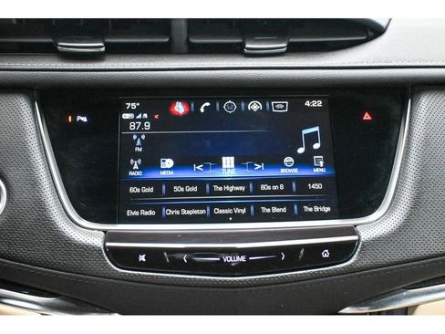 Used 2019 Cadillac XT5 AWD image 40