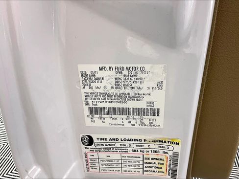 Used 2011 Ford F150 Lariat w/ Lariat Plus Pkg image 32