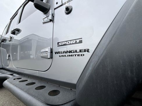 Used 2017 Jeep Wrangler Unlimited Sport w/ Quick Order Package 24S image 11