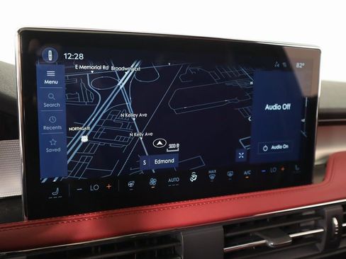 New 2026 Lincoln Corsair Reserve w/ Jet Appearance Package FWD image 7