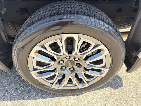 Used 2024 GMC Sierra 1500 Denali Ultimate AWD/4WD image 41
