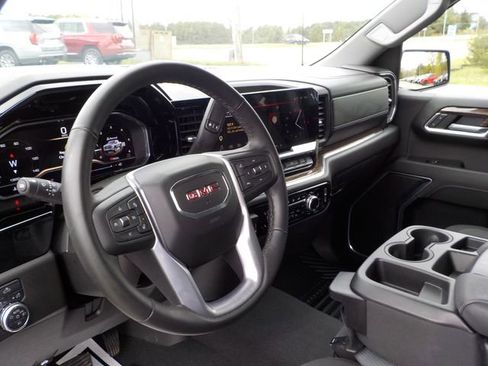 Used 2025 GMC Sierra 1500 Elevation AWD/4WD image 18
