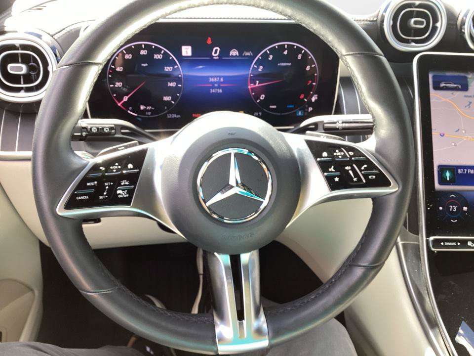 Used 2025 Mercedes-Benz GLC 300 4MATIC image 13
