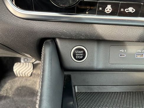 Used 2023 Nissan Rogue SL image 28