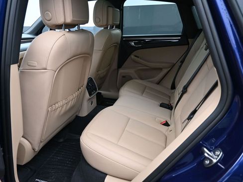 New 2026 Porsche Macan image 19