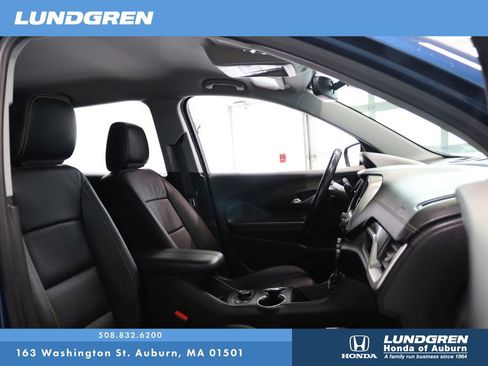 Used 2020 GMC Terrain SLT image 13