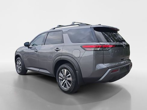 New 2026 Nissan Pathfinder SL AWD/4WD image 3