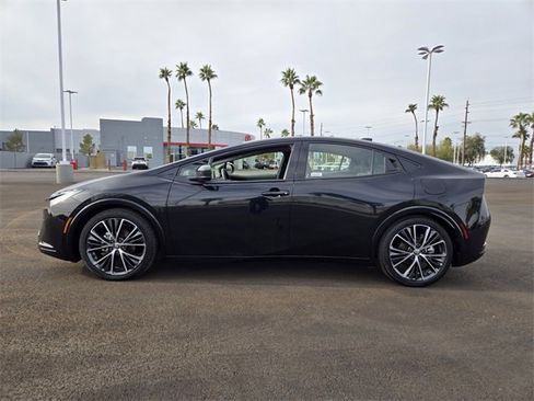 Certified 2025 Toyota Prius Limited image 6