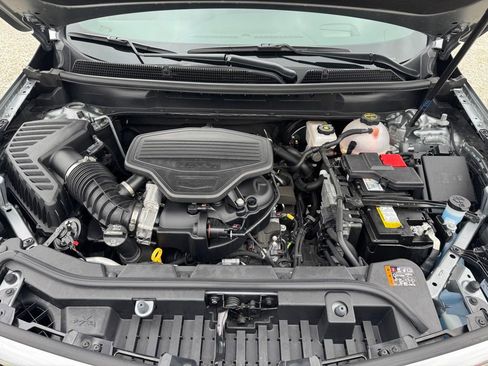 Certified 2025 Cadillac XT5 Sportv w/ Technology Package image 11