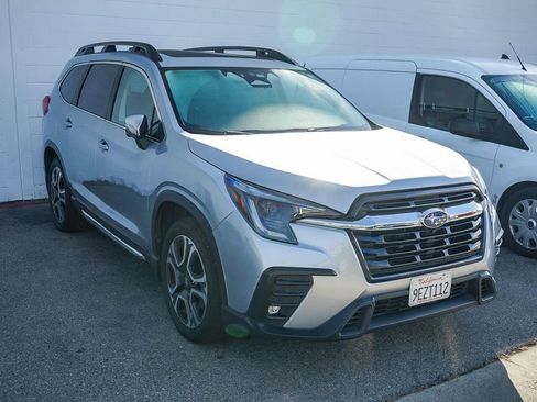 Used 2023 Subaru Ascent Limited w/ Technology Package image 3