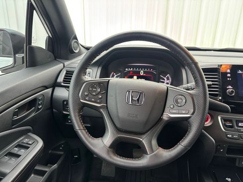 Used 2024 Honda Passport TrailSport image 23