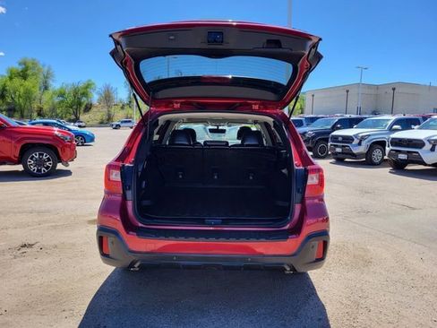 Used 2018 Subaru Outback 3.6R Limited AWD/4WD image 27
