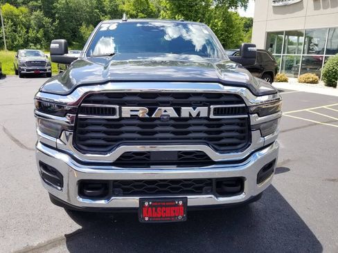 Certified 2026 RAM 2500 Big Horn AWD/4WD image 2