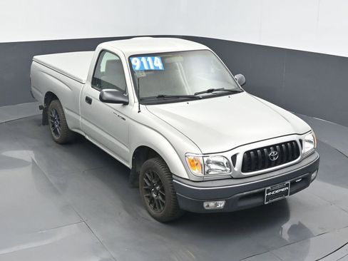 Used 2004 Toyota Tacoma 2WD Regular Cab image 3
