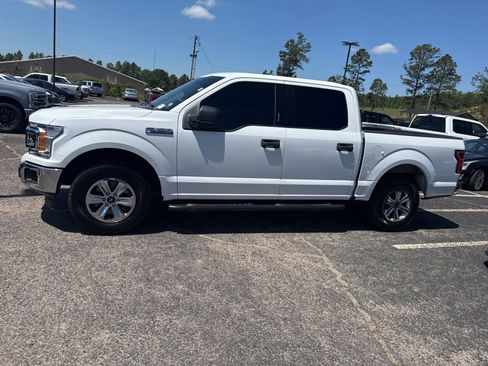 Used 2018 Ford F150 XLT RWD image 4