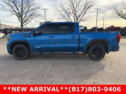 Used 2022 GMC Sierra 1500 Elevation w/ Elevation Premium Package image 9