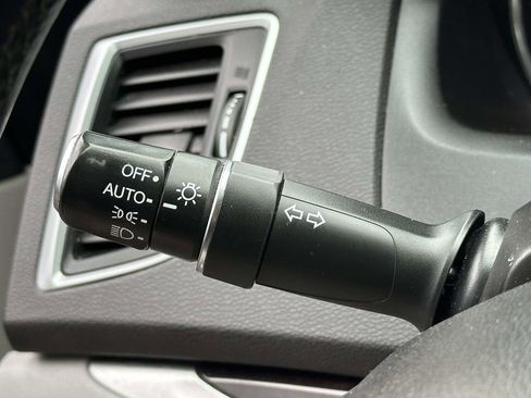 Used 2016 Acura TLX w/ Technology Package image 18