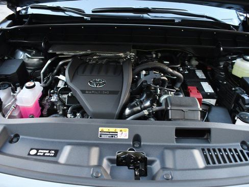 New 2026 Toyota Highlander Limited image 15