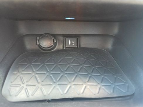 Used 2019 Toyota RAV4 XSE w/ XSE Weather Package image 29