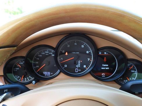 Used 2014 Porsche Panamera 4 AWD/4WD image 85