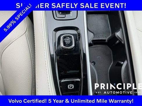 Certified 2023 Volvo XC90 B5 Core w/ Protection Package Premier AWD/4WD image 21