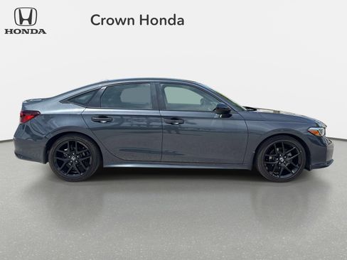 Used 2025 Honda Civic Sport image 5