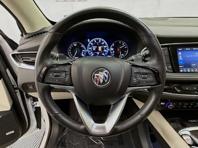 Used 2022 Buick Enclave Avenir w/ Avenir Technology Package FWD image 12