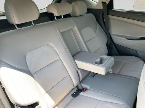 Used 2018 Hyundai Tucson SE FWD image 13