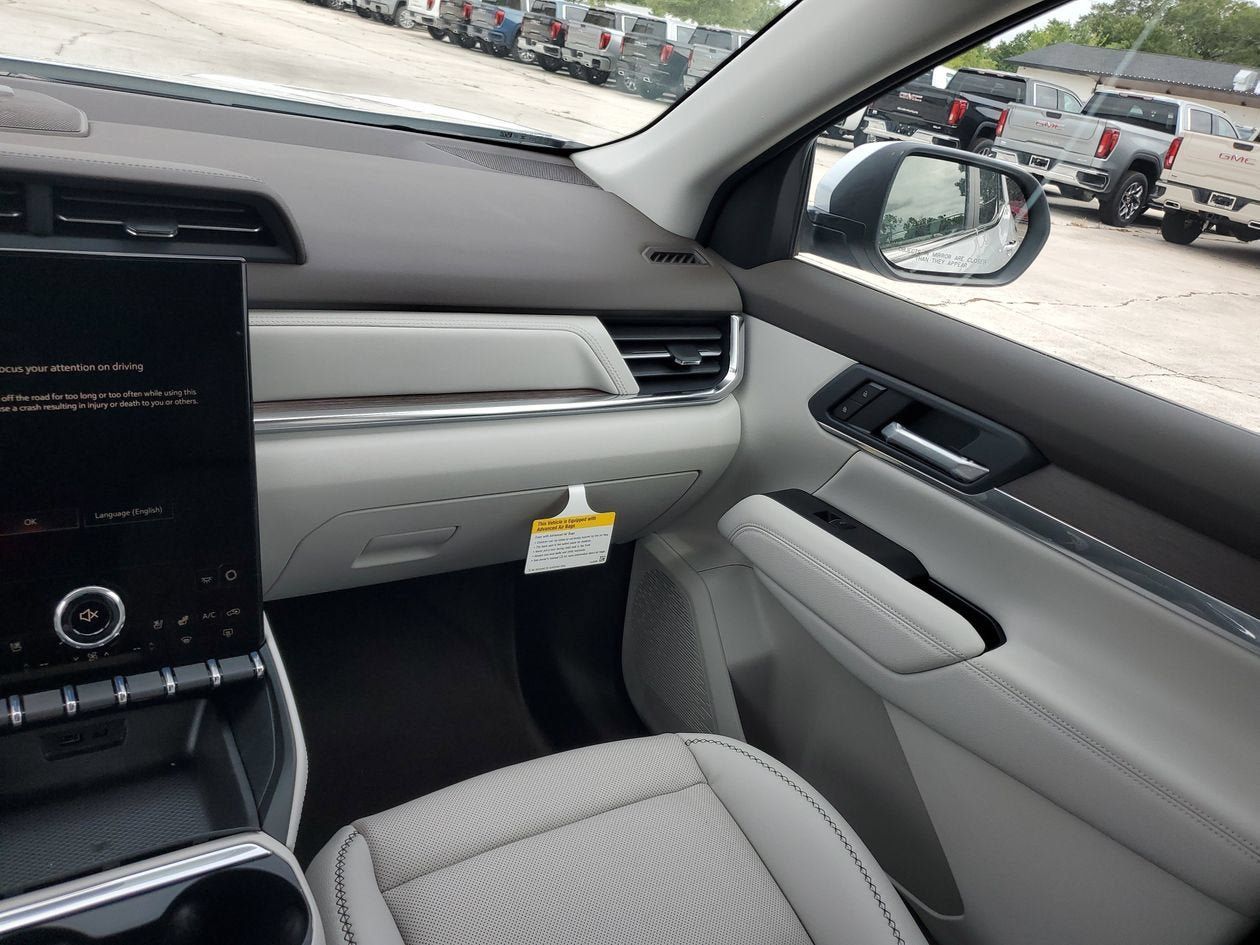 New 2026 GMC Terrain Denali AWD/4WD image 15