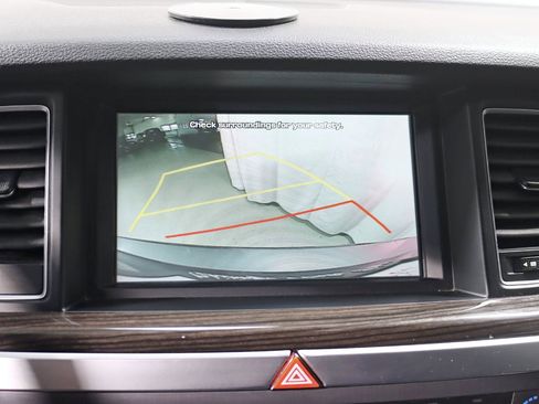 Used 2015 Hyundai Genesis 3.8 w/ Option Group 03 image 19