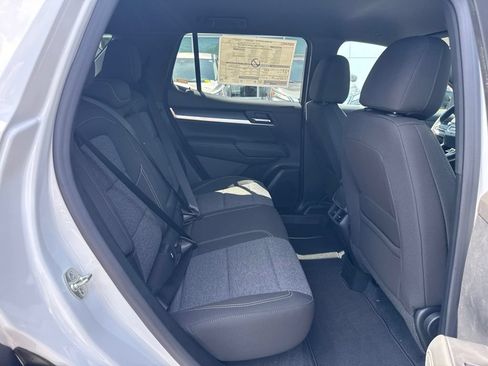 New 2026 GMC Terrain Elevation FWD image 25