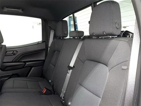 Used 2024 Chevrolet Colorado W/T image 16