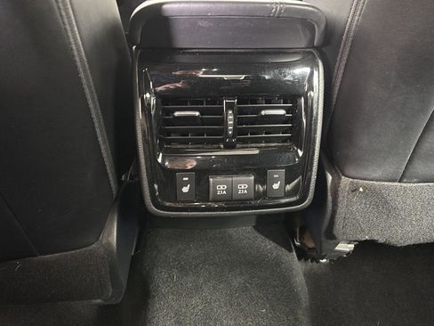 Used 2019 Toyota Avalon Touring w/ Advanced Safety Package FWD image 25