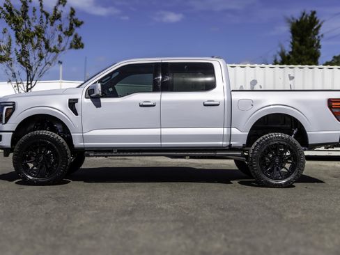 New 2025 Ford F150 Lariat w/ Equipment Group 502A High AWD/4WD image 7